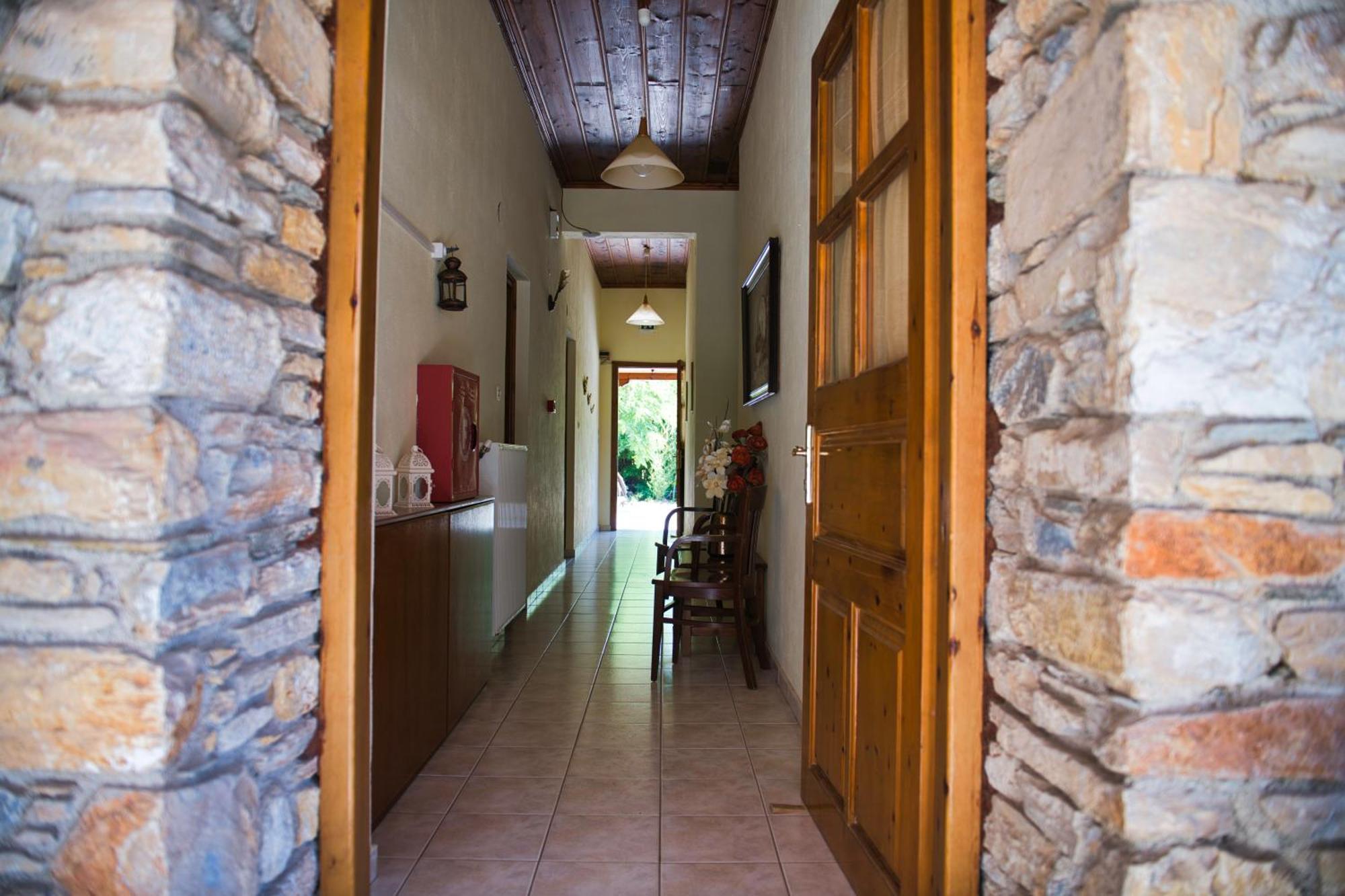 Naftilos Guest House カラ・ネラ エクステリア 写真