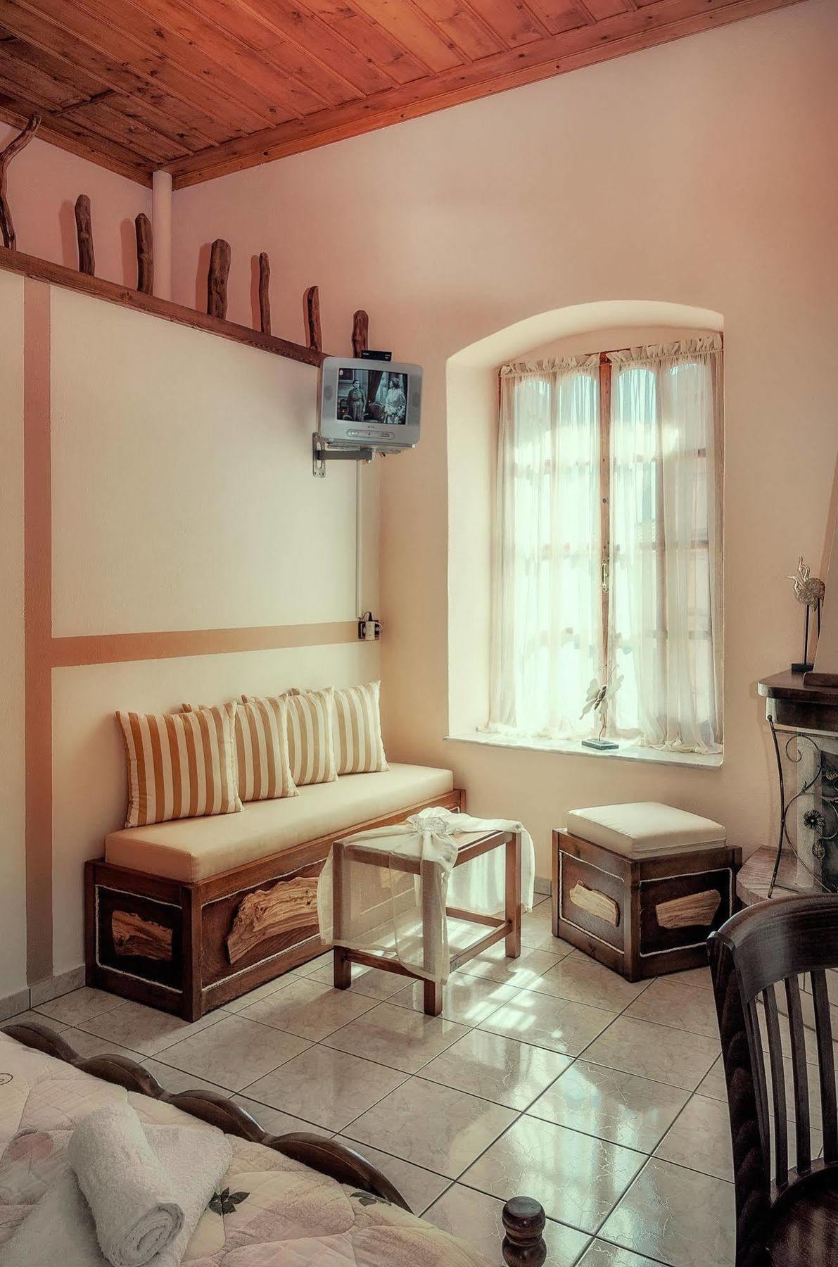 Naftilos Guest House カラ・ネラ エクステリア 写真